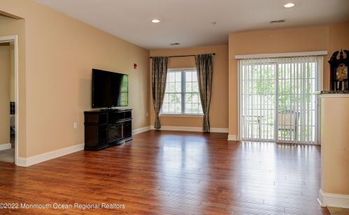 10321 Falston Cir, Old Bridge, NJ 08857-7005