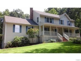 30 Georges Hill Rd, Newtown, CT 06470-1036