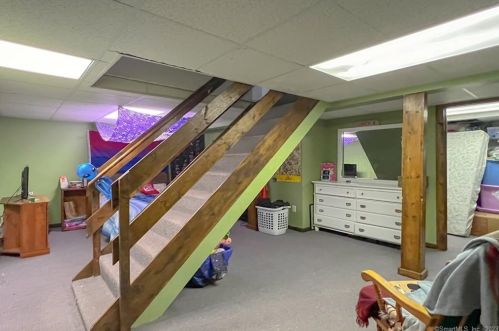 82 Chambers St, Manchester CT  06042-2912 exterior