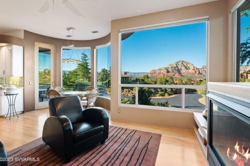 12 Linda Vis, Sedona AZ 86336-5067 exterior