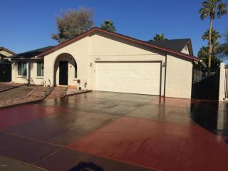 3626 Charleston Ave, Glendale, AZ 85308-2809