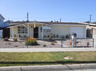 12038 207th St, Lakewood, CA 90715-1504