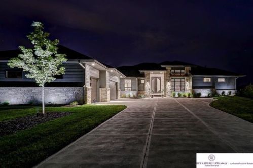 221 245th Cir, Waterloo, NE 68069-4689