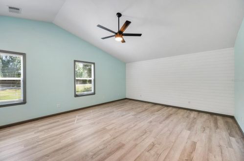 8544 Pinecone Dr, Lakeland FL  33809-1674 exterior