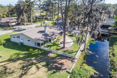 11344 Davison Ln, Tavares, FL 32778-4840