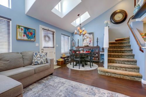 24 Bolivar St, Newport Beach CA  92663-4420 exterior