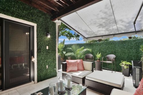 7016 Edgemere Ter, West Palm Beach, FL 33410-2167