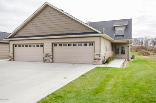 650 Shardlow Pl, Byron, MN 55920-1564