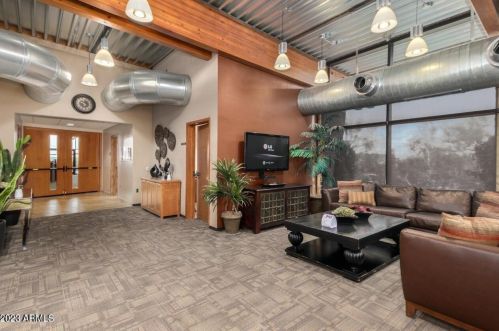 1735 Desperado Way, Phoenix AZ  85085-6329 exterior