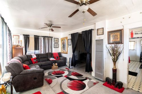 446 30th St, San Diego CA  92102-4124 exterior