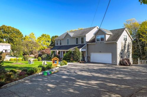 2065 Baldwin Rd, Yorktown Hgts, NY 10598-4047