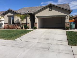 1528 Leila St, Visalia CA  93291-0002 exterior