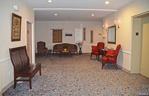 5323 Richmond Rd, West Milford Lakes NJ  07480-1924 exterior