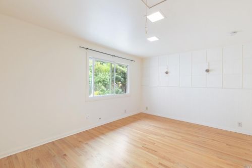 2128 Hvn Dr, Santa Rosa CA 95404-3221 exterior