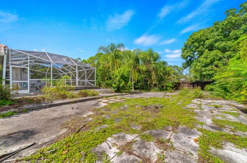 14387 Temple Blvd, Town Of Loxahatchee Groves FL  33470-5222 exterior