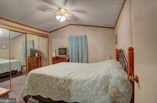 231 Shippensburg Mobile Est, Lees Cross Roads PA  17257-9526 exterior