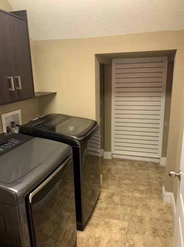 6737 Eagle Feather Dr, Riverview FL  33578-8817 exterior