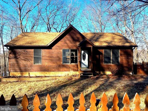 49 Aspen Ct, Harpers Ferry, WV 25425-5805