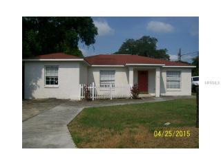109 Smith St, Auburndale, FL 33823-2544