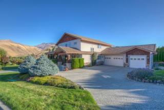 1475 Westpoint Pl, Wenatchee, WA 98801-9043