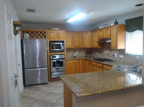 15603 Lago Villa Dr, Tomball TX  77377-8755 exterior