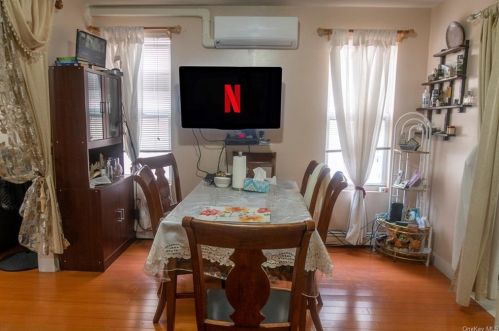 1847 Barnes Ave, Bronx NY  10462-3607 exterior