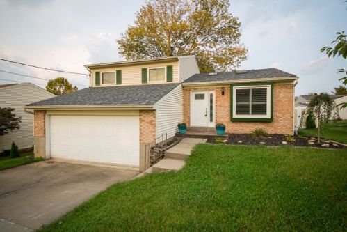 79 Kelley Dr, Florence KY  41042-9700 exterior