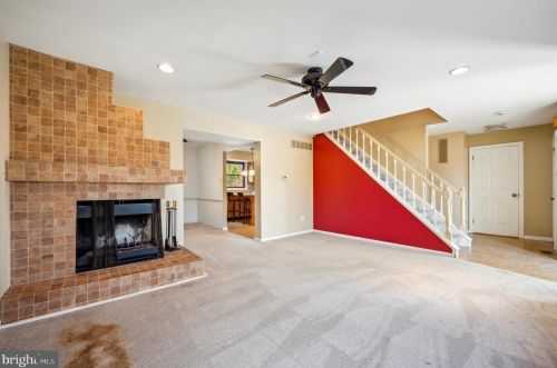 762 Newbury Ct, Southampton, PA 18966-4552