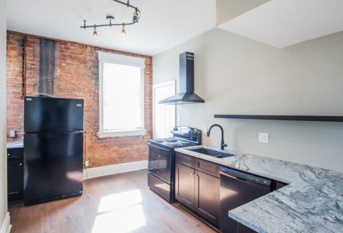 27 Robbins St, Covington KY  41011-3005 exterior