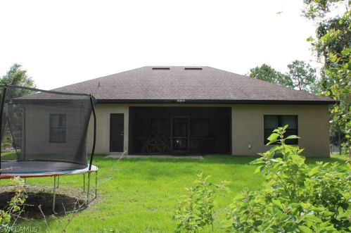 1112 Dixie Ave, Lehigh Acres FL  33972-8707 exterior
