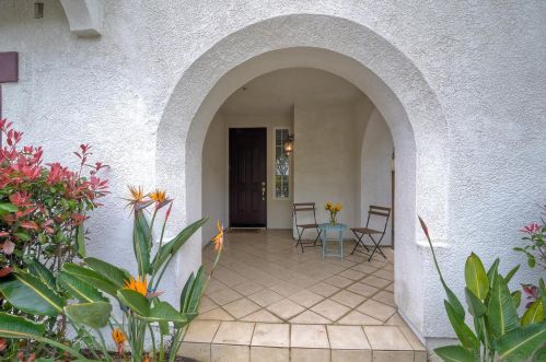 10067 Fieldthorn St, San Diego, CA 92127-4417
