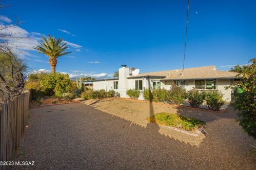 2520 Calle Cordova, Tucson AZ  85710-5732 exterior