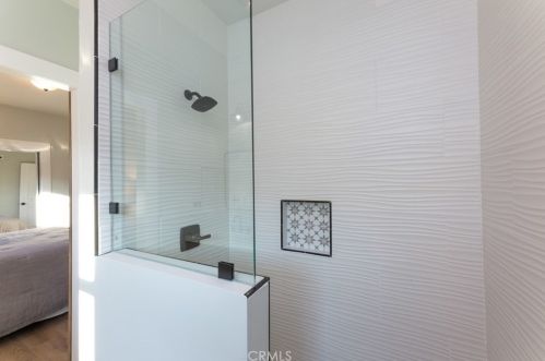 401 Pacific Coast Hwy, Long Beach CA  90806-6218 exterior