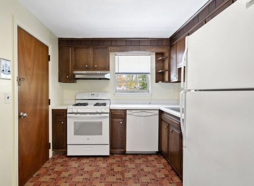 30 School St, Danvers MA 01923-2915 exterior