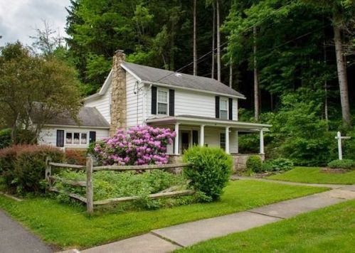 9 Bodine St, Stonyfork PA  16901-1102 exterior
