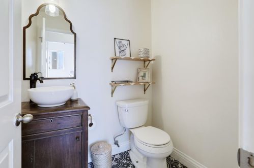 235 Meyenberg Ave, Ripon CA  95366-2921 exterior