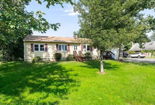 60 Kelly Rd, Salem, NH 03079-3744
