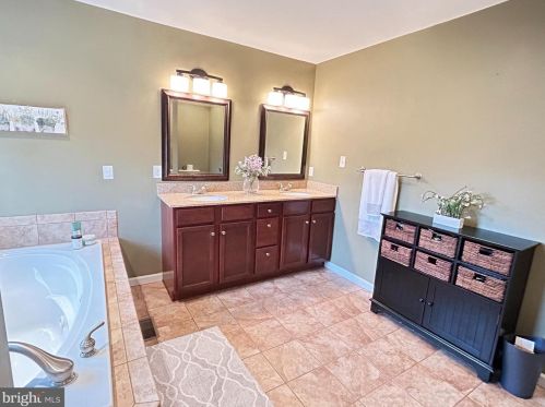 2120 Hudnut Rd, Collegeville PA  19473-2022 exterior