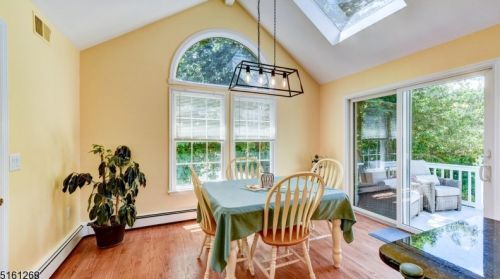 13 Buchannan Way, Flemington NJ  08822-3205 exterior