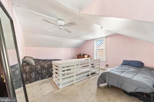 33 Mcclellan Ave, Trenton NJ 08610-6050 exterior