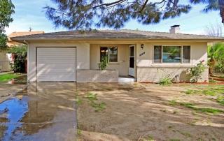 4795 Simpson Ave, Fresno, CA 93703-1662