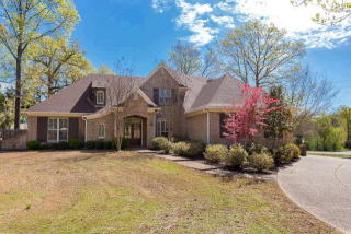 105 Cedar Grove Dr, Lakeland, TN 38002-7022