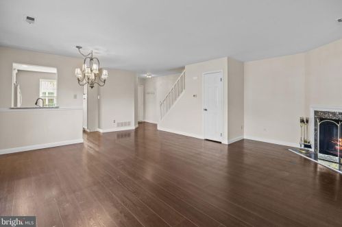 51 Portsmouth Ct, Southampton PA 18966-2620 exterior