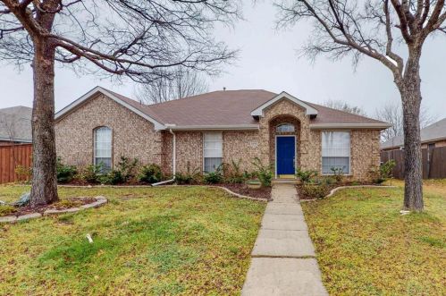 1818 Caddo Lake Dr, Allen, TX 75002-4836