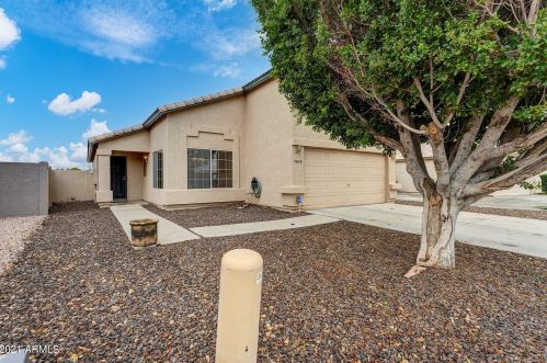 7430 Fleetwood Ln, Glendale, AZ 85303-3030