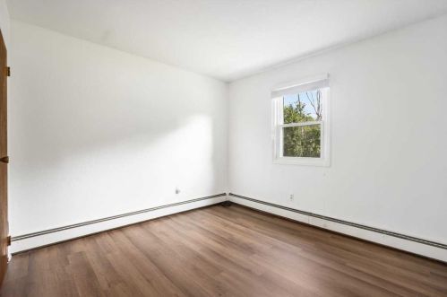 72 Spook Hl Rd, New Hamburg NY  12590-4305 exterior