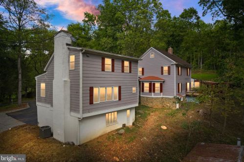 13188 Loyalty Rd, Leesburg VA  20176-6112 exterior