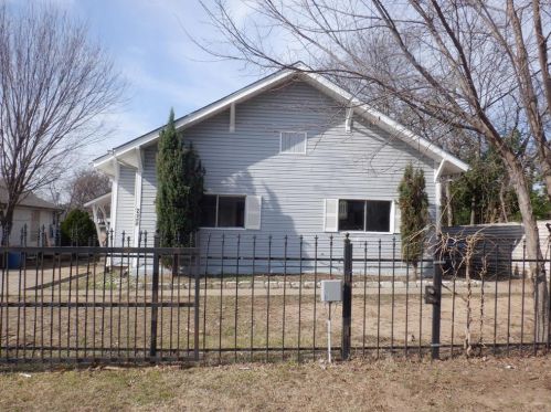 2500 Wallace St, Fort Worth, TX 76105-4145