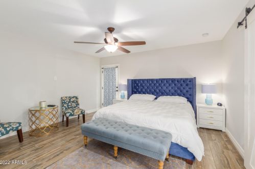 7724 Camelback Rd, Scottsdale AZ 85251-1801 exterior