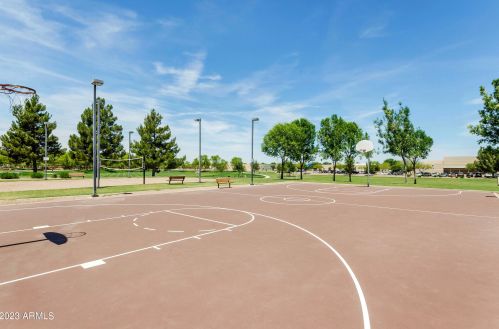 4231 Sundance Ave, Gilbert AZ 85297-6623 exterior